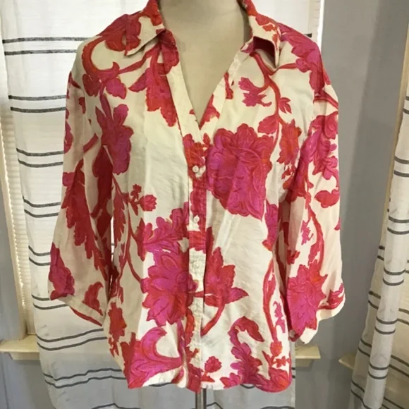 MNG Women Size SM Flowy Pink Floral 3/4 Sleeve Blouse Comfy Elegant Feminine - Picture 3 of 12